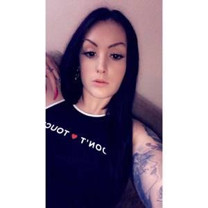 Meet your Posher, Kayland